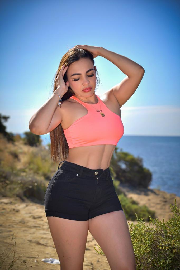 672004870: Chica busca chico en Alicante