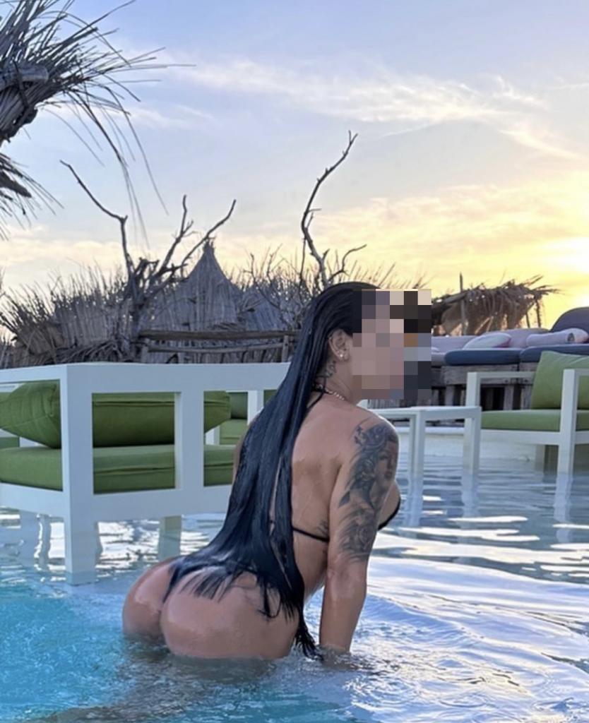 Chica busca chico en Barcelona: Chica busca chico