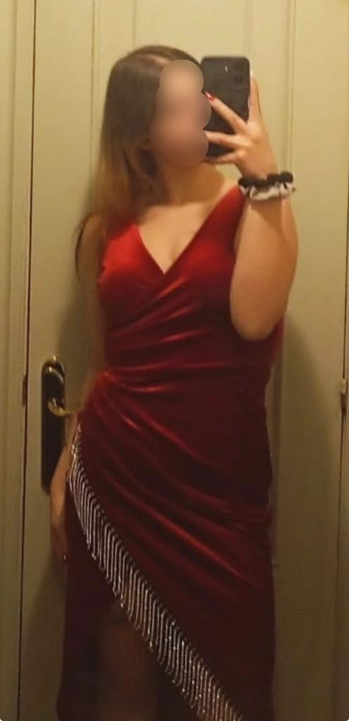 688394537: Chica busca chico en Madrid