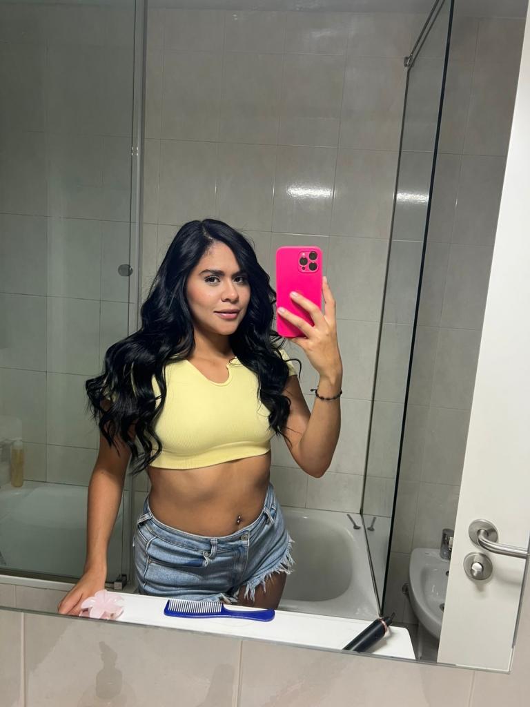 658615436: Chica busca chico en Lérida