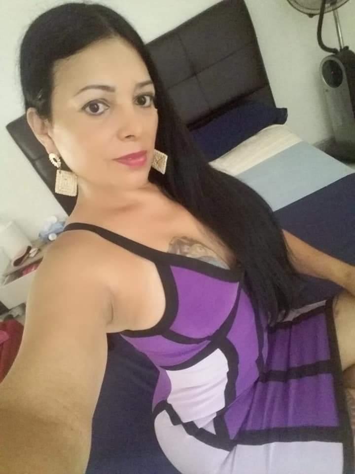 623435207: Chica busca chico en Madrid