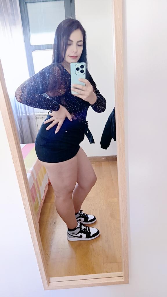 692475507: Chica busca chico en Salamanca