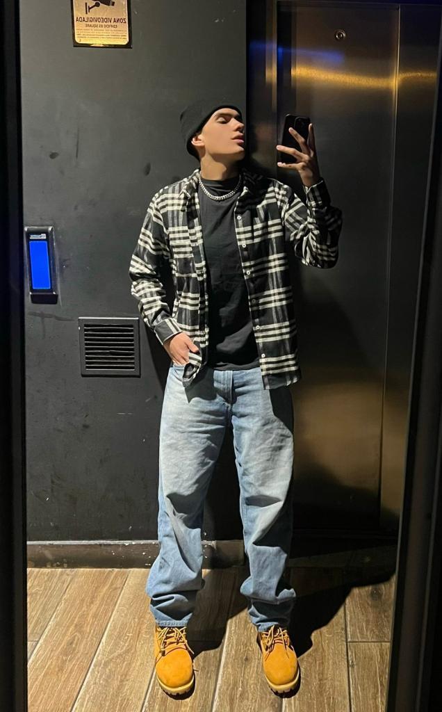 610922803: Chico busca chica en Madrid