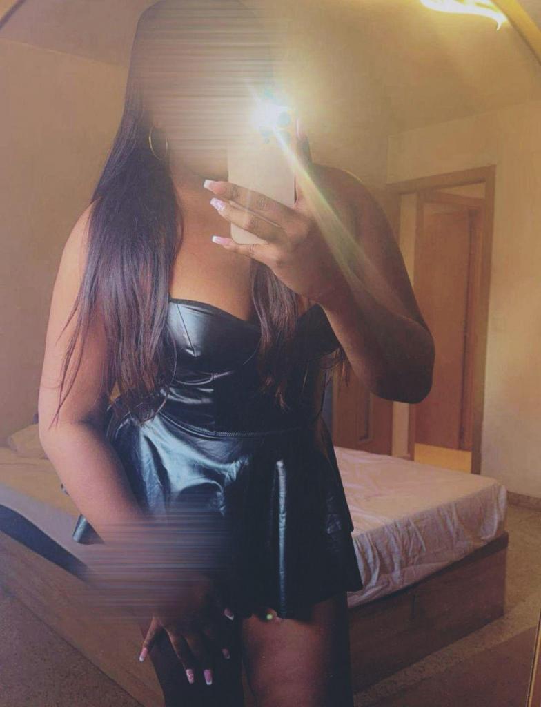 742059850: Chica busca chico en Alicante