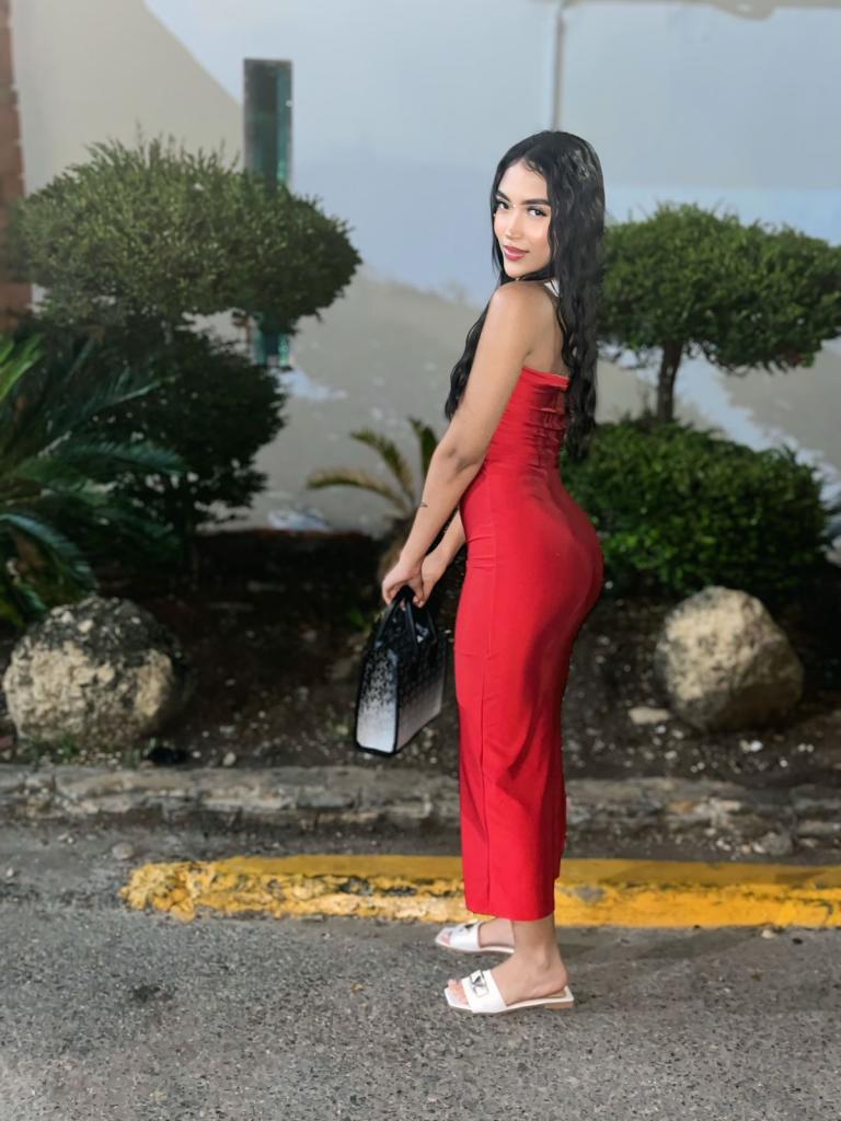 Chica busca chico en Sevilla: Chica busca chico