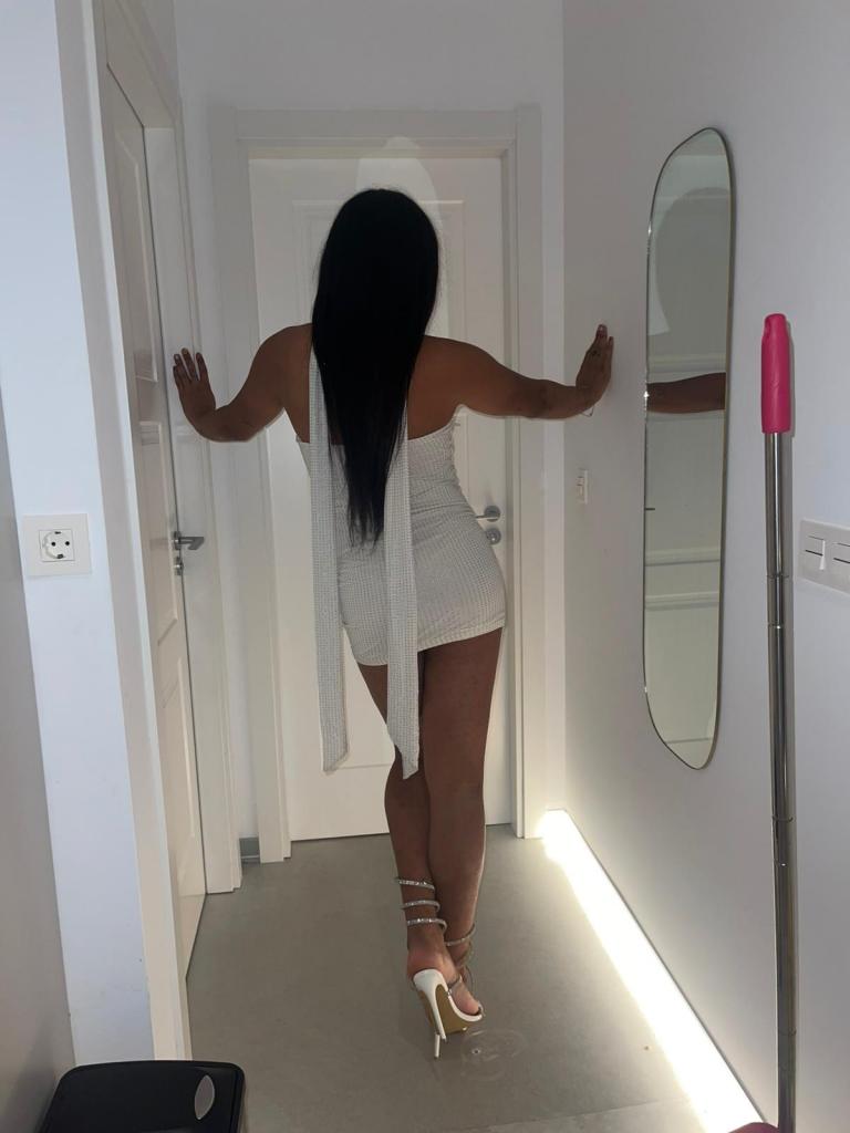 618668852: Chica busca chico en Madrid