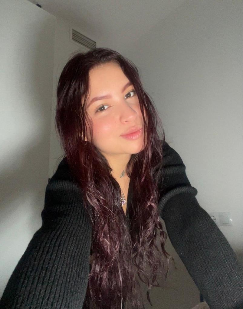 Chica busca chico en Málaga: Chica busca chico