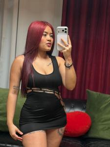 617746381: Chica busca chico en Madrid