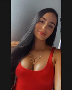 641731255: Chica busca chico en Barcelona