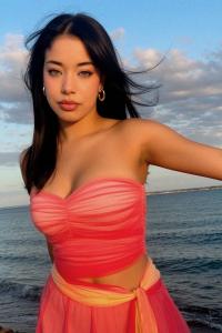 613523390: Chica busca chico en Sevilla