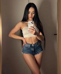 662234979: Chica busca chico en Málaga