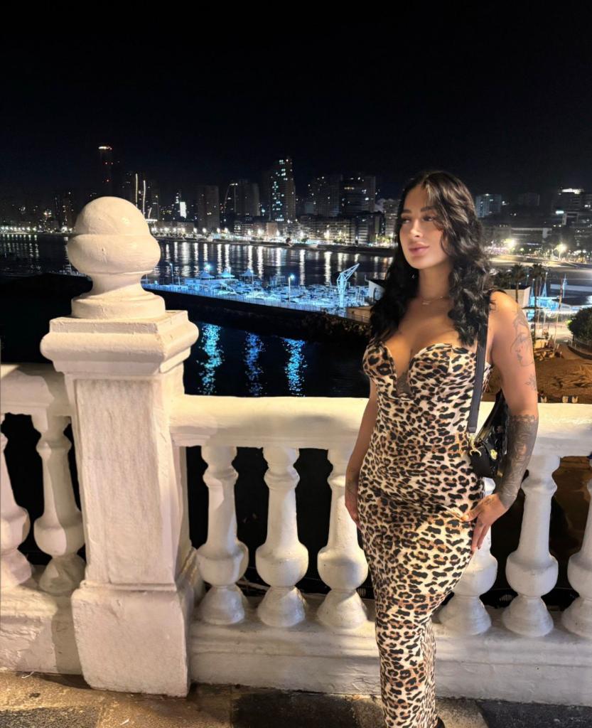 612296298: Chica busca chico en Madrid