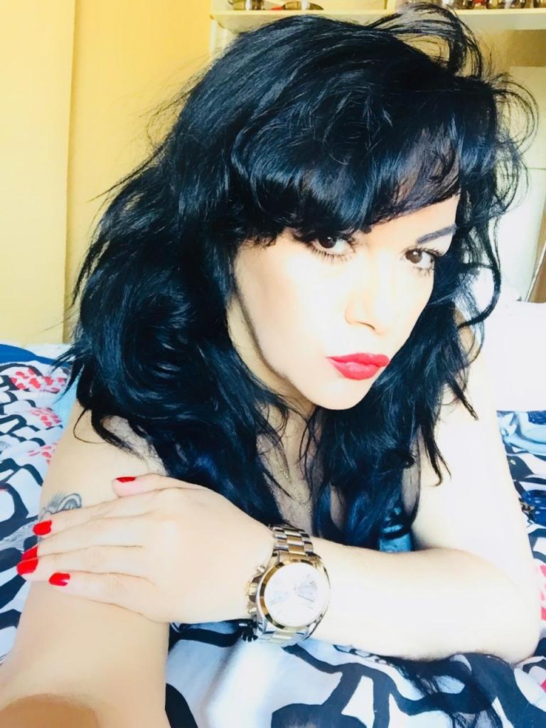 603698463: Chica busca chico en Barcelona