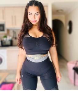 633188351: Chica busca chico en Valencia