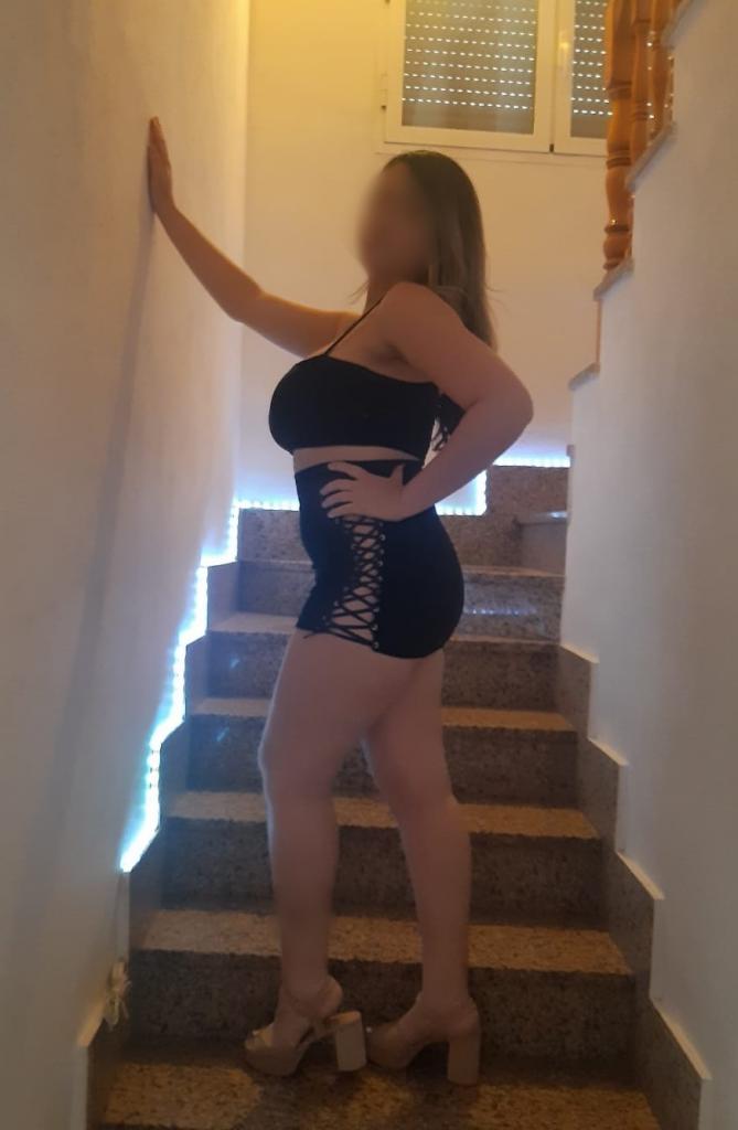 613485423: Chica busca chico en Toledo