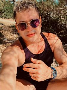 654828536: Chico busca chica en Badajoz