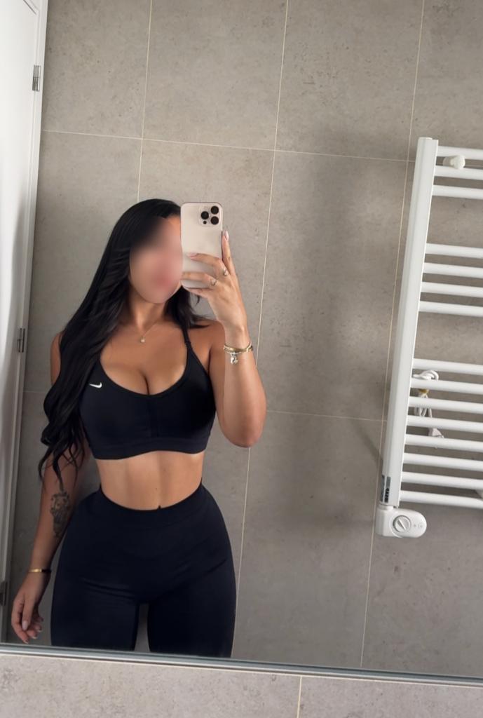 695264908: Chica busca chico en Mallorca