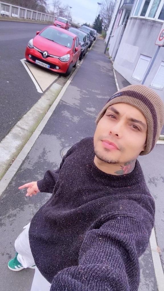 674217382: Chico busca chica en Tenerife