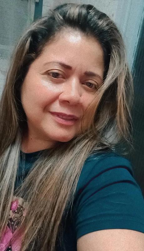 613616895: Chica busca chico en Barcelona