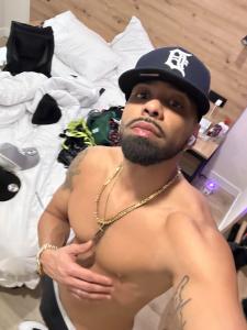 632882934: Chico busca chica en Madrid