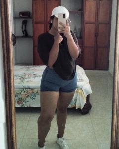 742015809: Chica busca chico en Granada