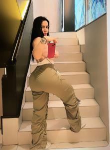 624659745: Chica busca chico en Madrid