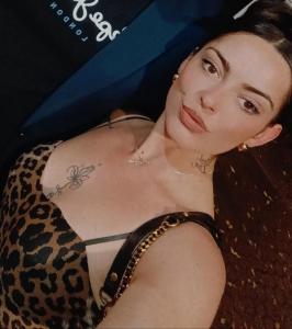 611654085: Chica busca chico en Cádiz