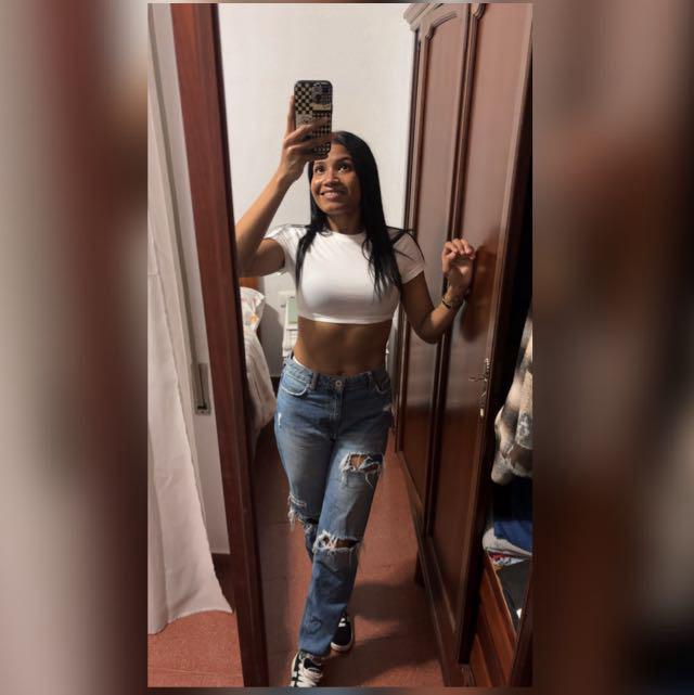 614812890: Chica busca chico en Madrid