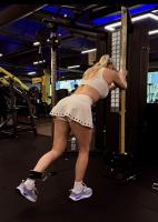 614725860: Chica busca chico en Madrid