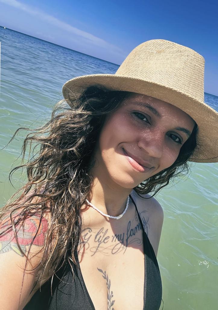 674475801: Chica busca chico en Alicante