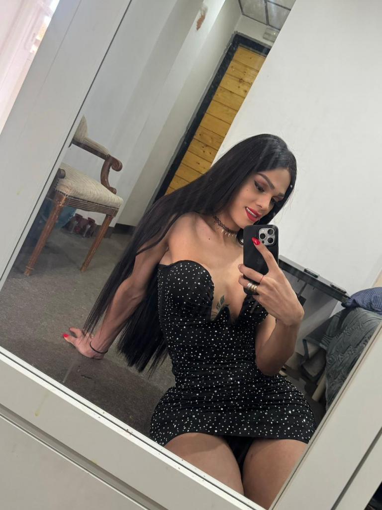 613312096: Transexual en Sevilla