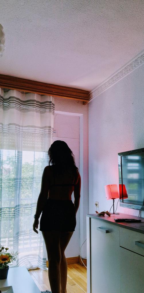 624067167: Chica busca chico en Valencia