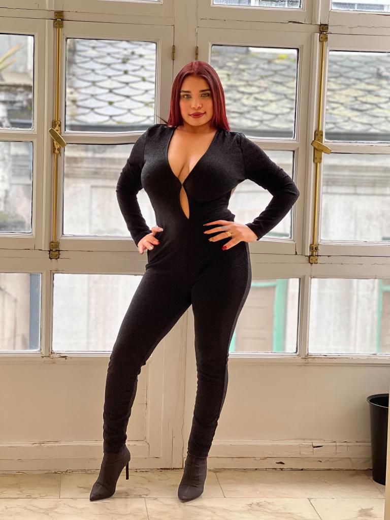 672960063: Chica busca chico en Asturias