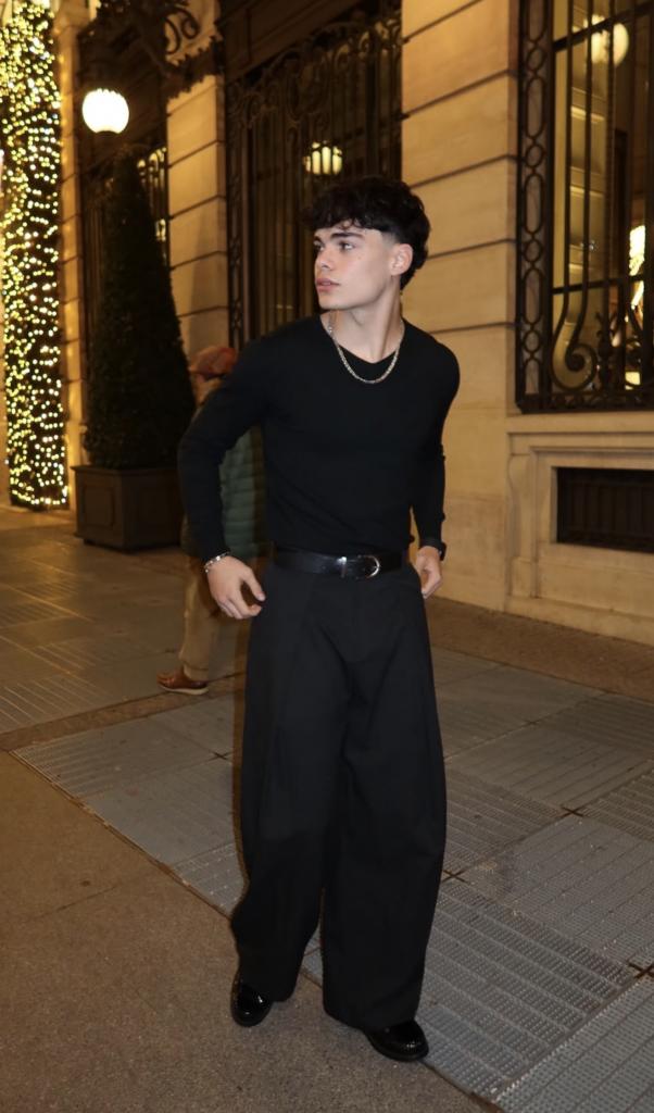 Chico busca chica en Almería: 