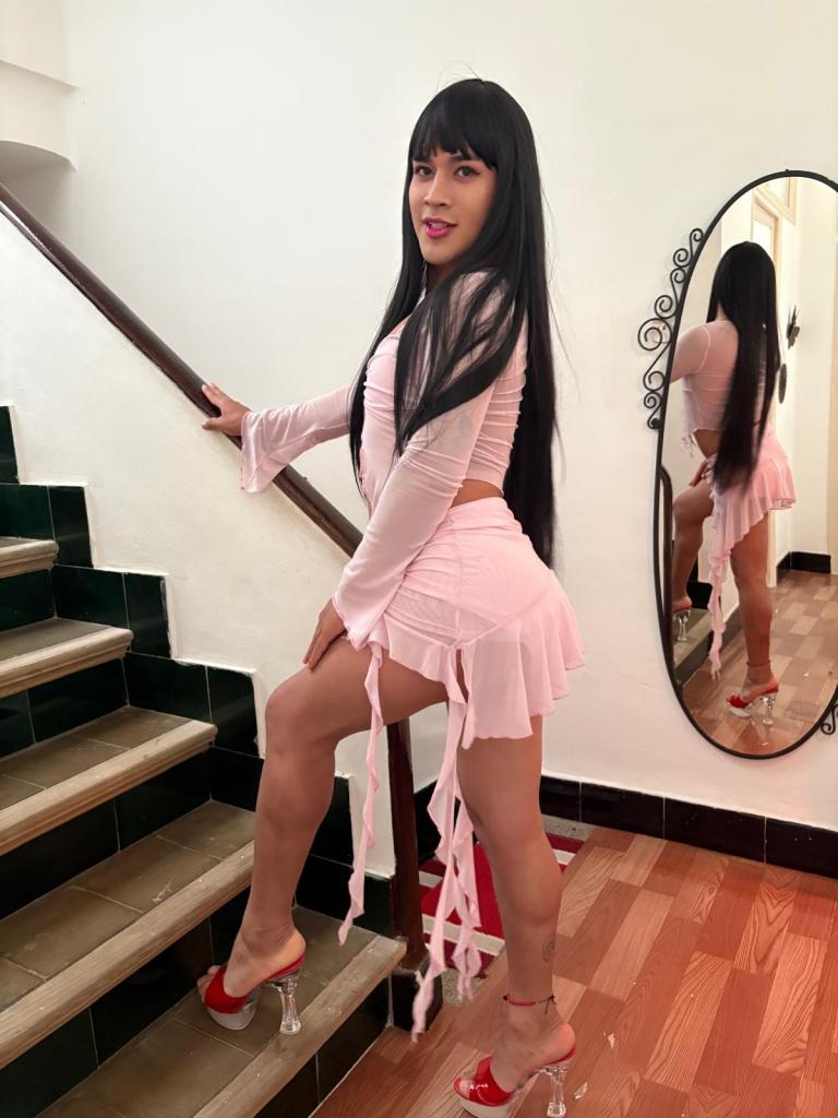 643457717: Travesti en Sevilla