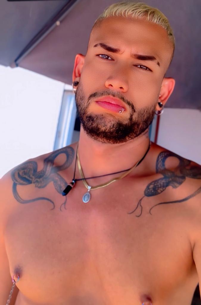 Chico busca chica en Barcelona: 