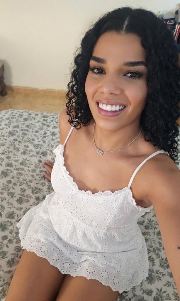 Chica busca chico en Cádiz: 