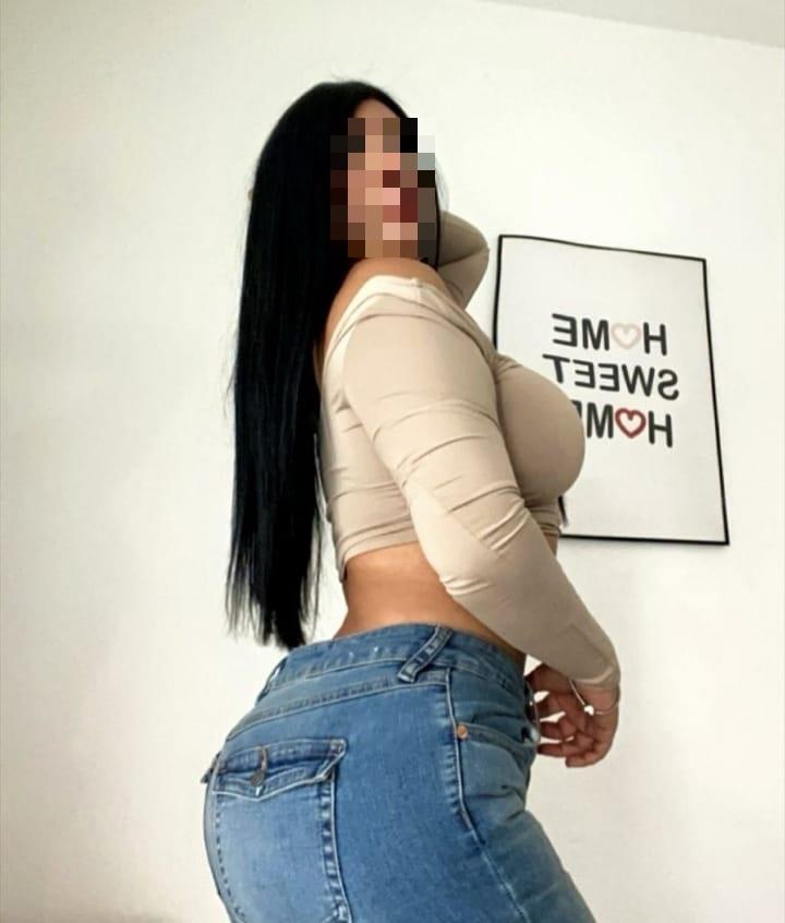 663474977: Chica busca chico en Alicante