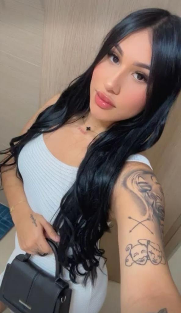 625240771: Chica busca chico en Navarra