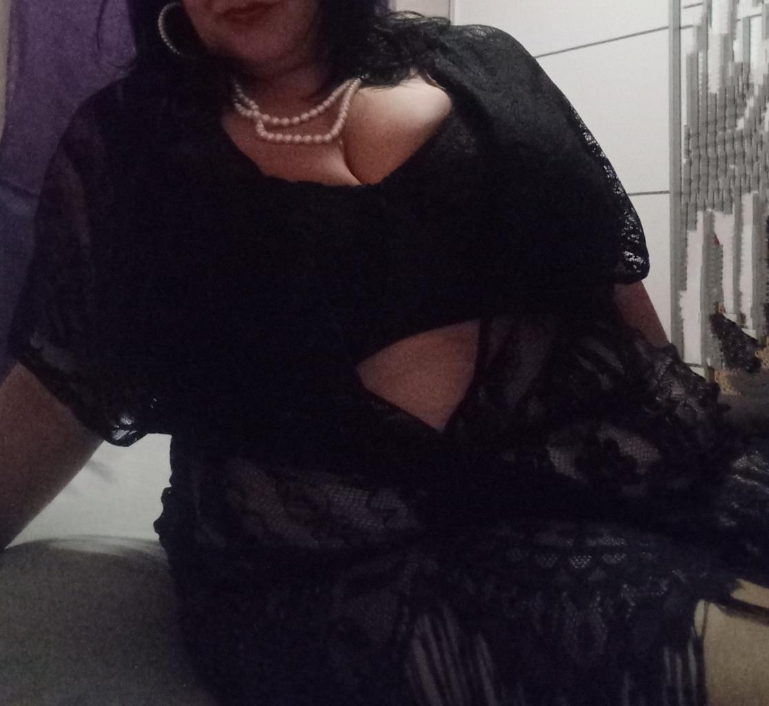 Chica busca chico en Valencia: 