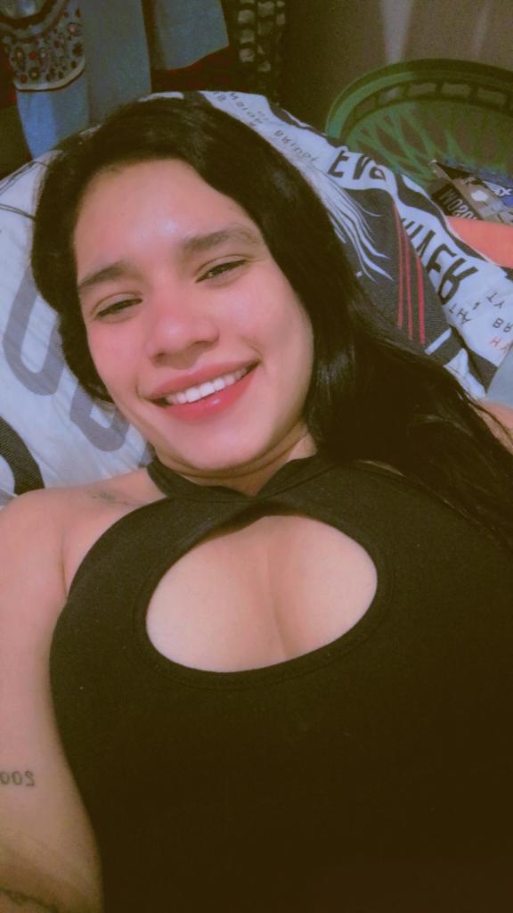 666338861: Chica busca chico en Madrid