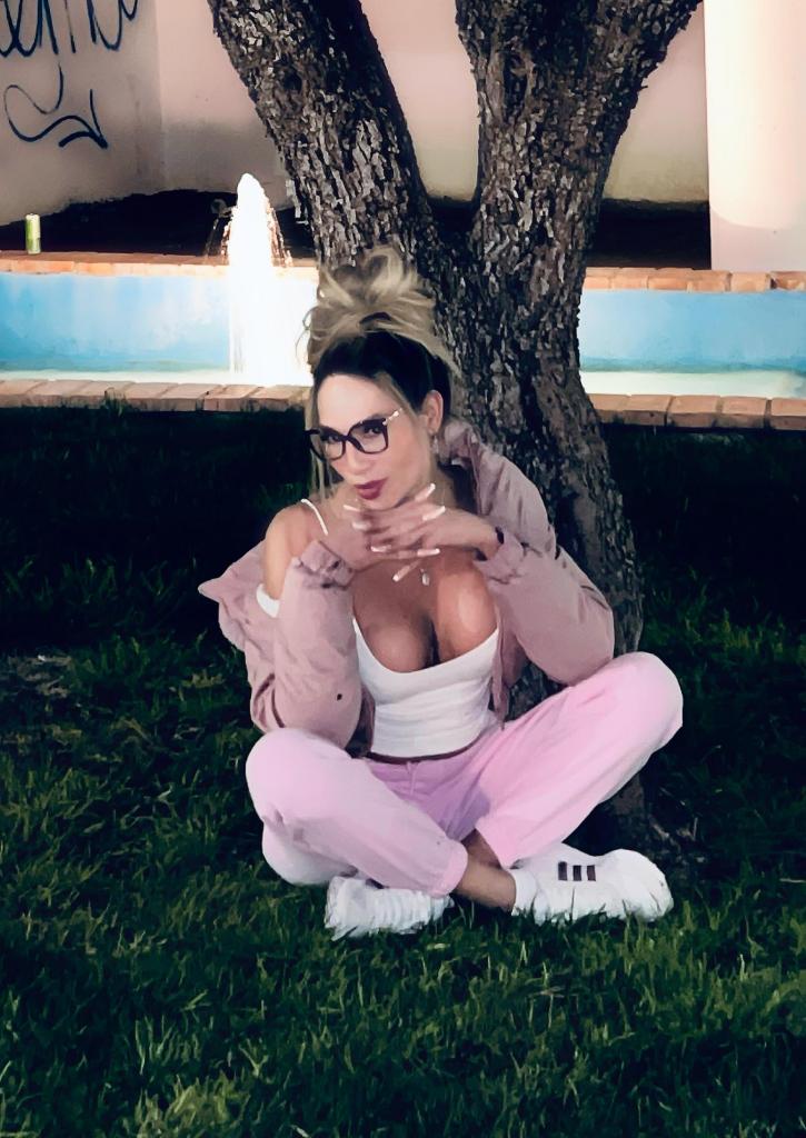 669333917: Travesti en Jaén