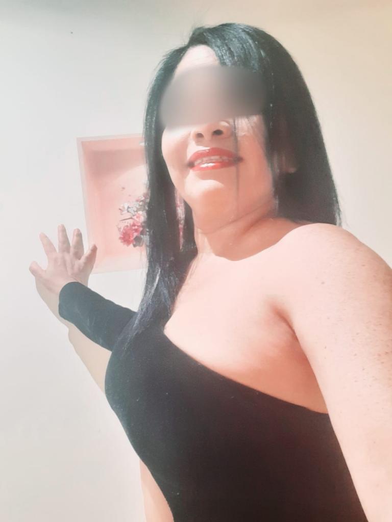 611232902: Chica busca chico en La Coruña