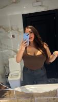 711286642: Chica busca chico en Sevilla