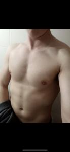 608461770: Chico busca chica en Zaragoza