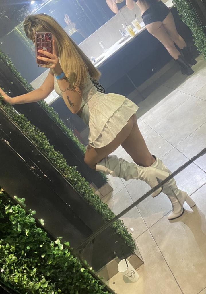 Chica busca chico en Navarra: 