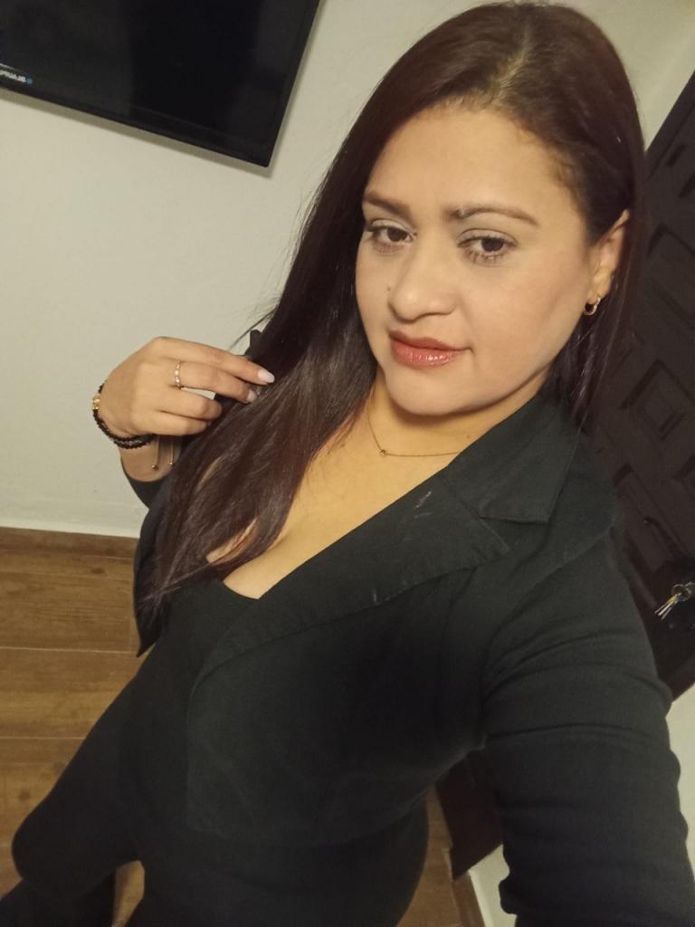 644258705: Chica busca chico en Málaga