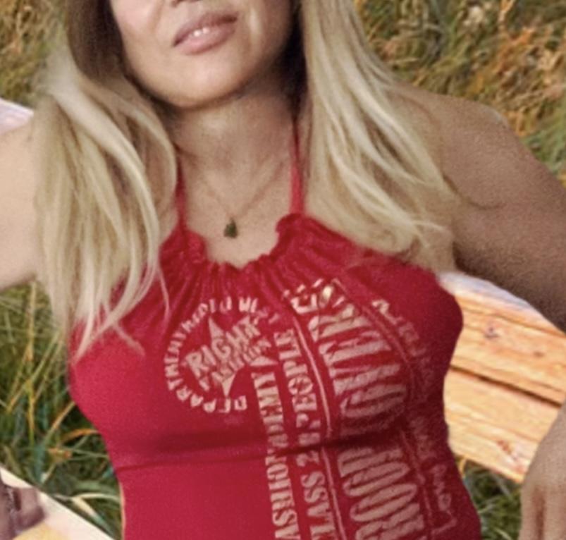 643980315: Chica busca chico en Cádiz