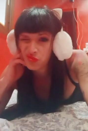 647329213: Transexual en Cádiz