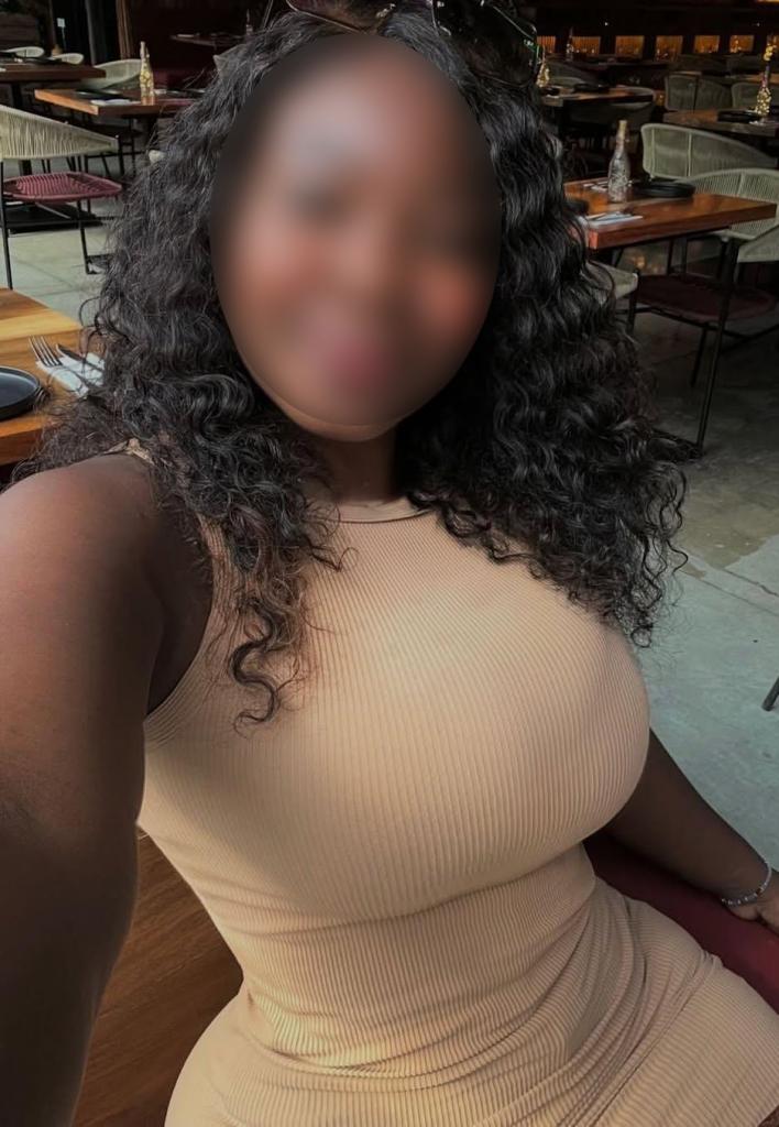 604206429: Chica busca chico en Tenerife